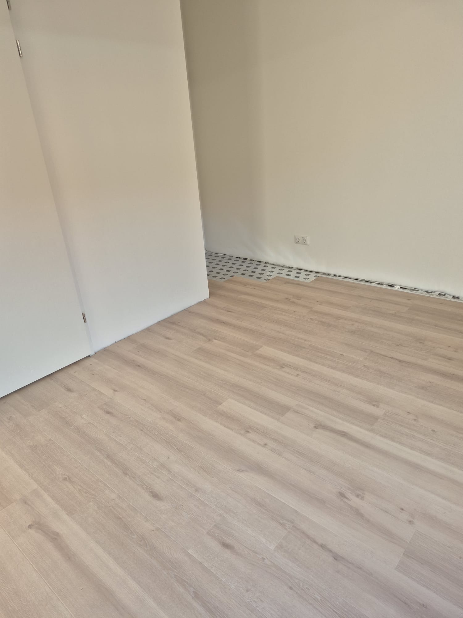 Kamer, strak afgewerkt